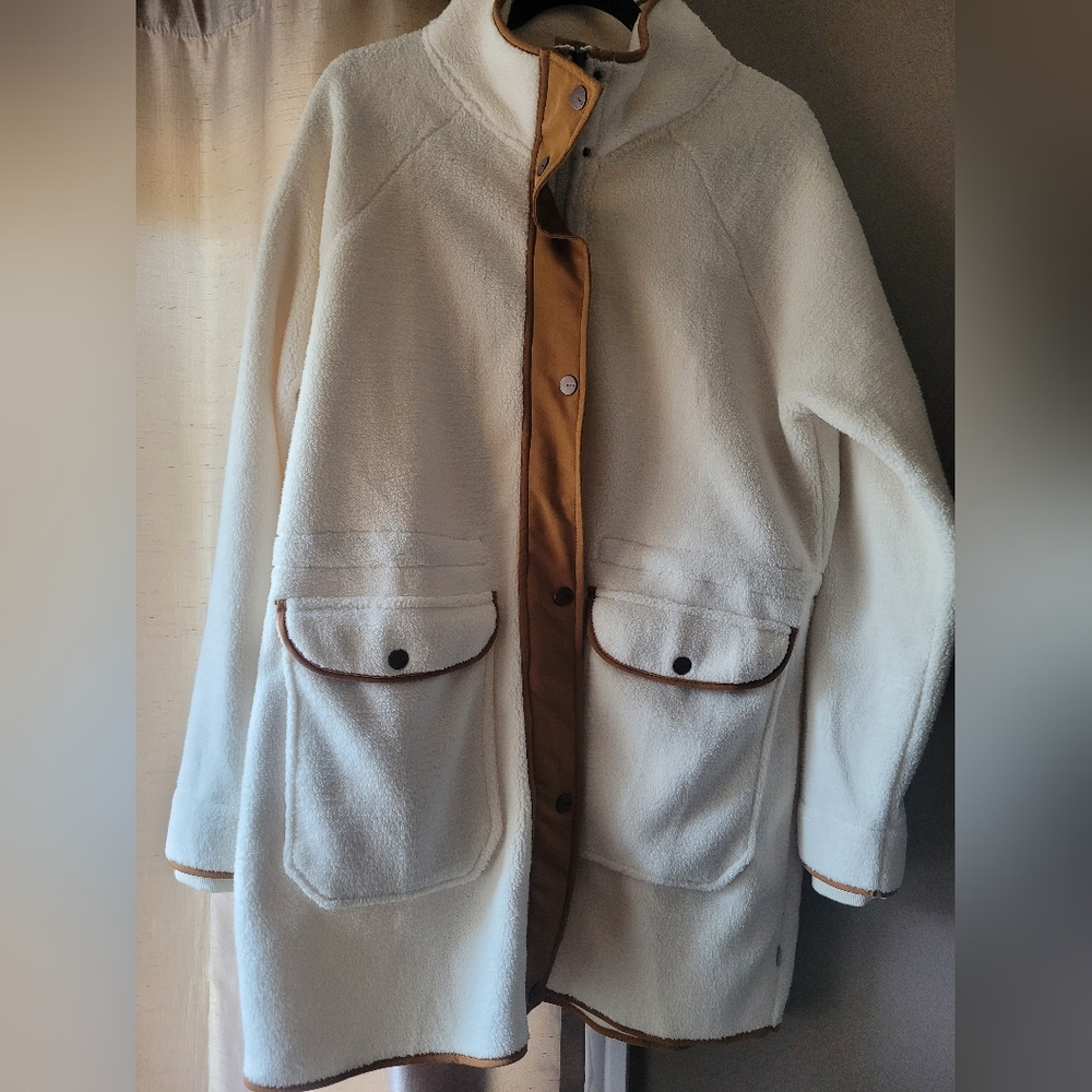 NWOT MPG cream fleece zip up size Large